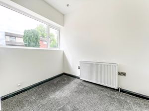 MORNING ROOM- click for photo gallery